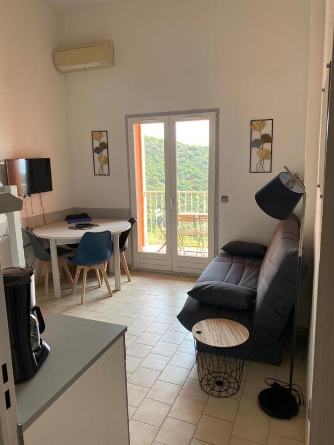 Location Vacance Vue Mer 4 A 6 Personnes Cavalaire-sur-Mer Luaran gambar