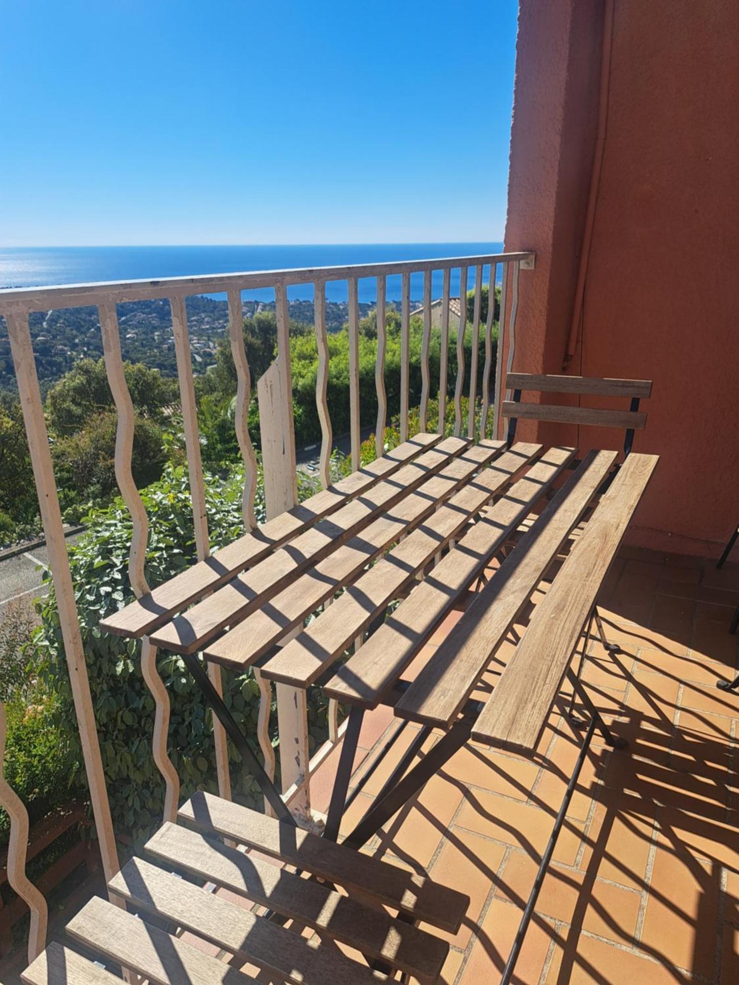 Location Vacance Vue Mer 4 A 6 Personnes Cavalaire-sur-Mer Luaran gambar